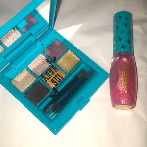 Anna Sui Eyeshadow palette and lipgloss set